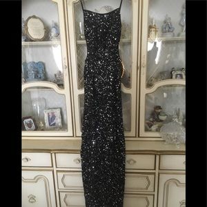 Scala beautiful black sequence/beads gown. 100%Silk Lining SZ S. C:59